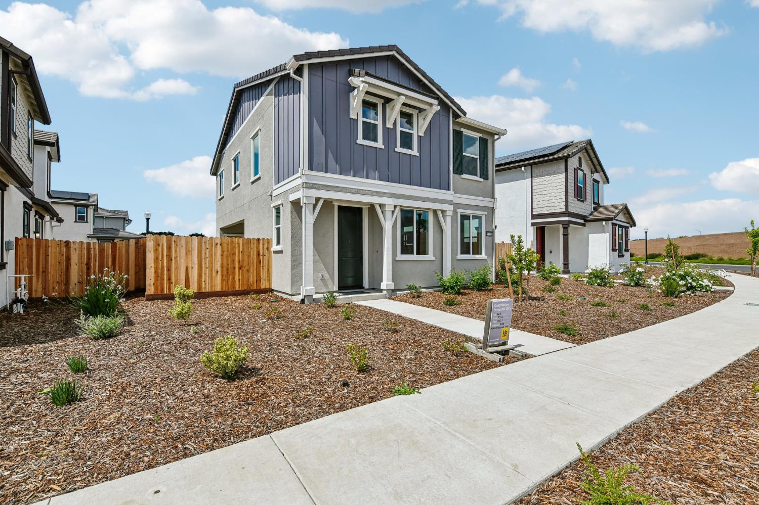 8028 Monkey Flower Way