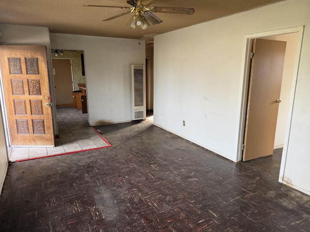 Photo of 7252 Jerry Way, Sacramento, CA 95828 (MLS # 226027674)