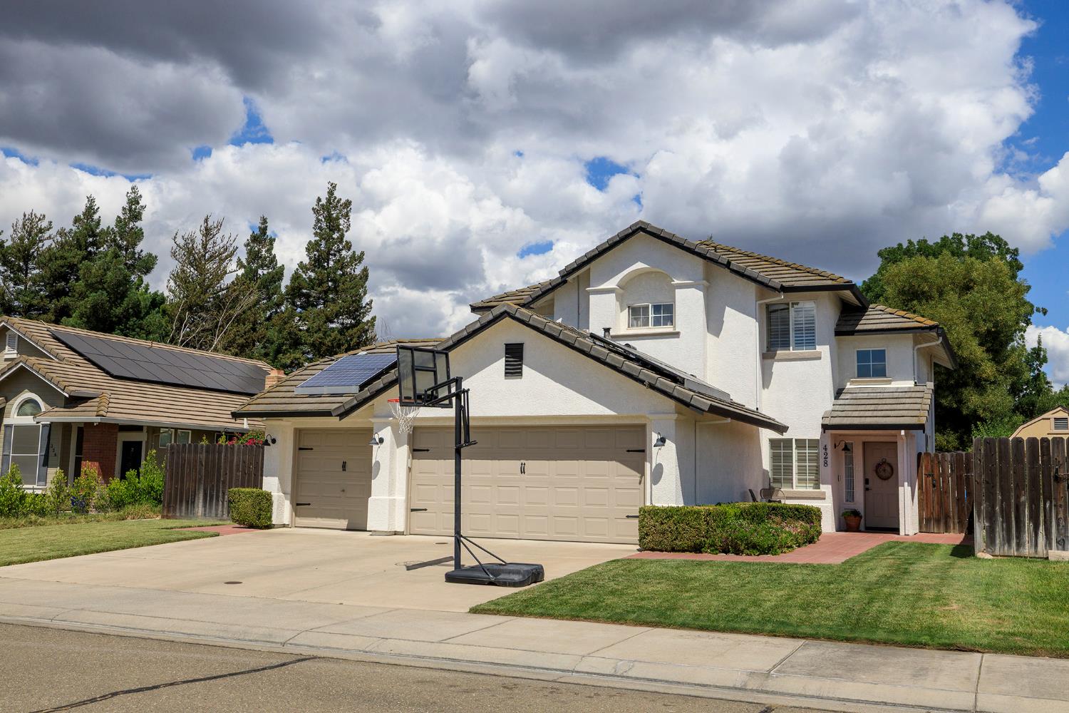 428 Douma Way