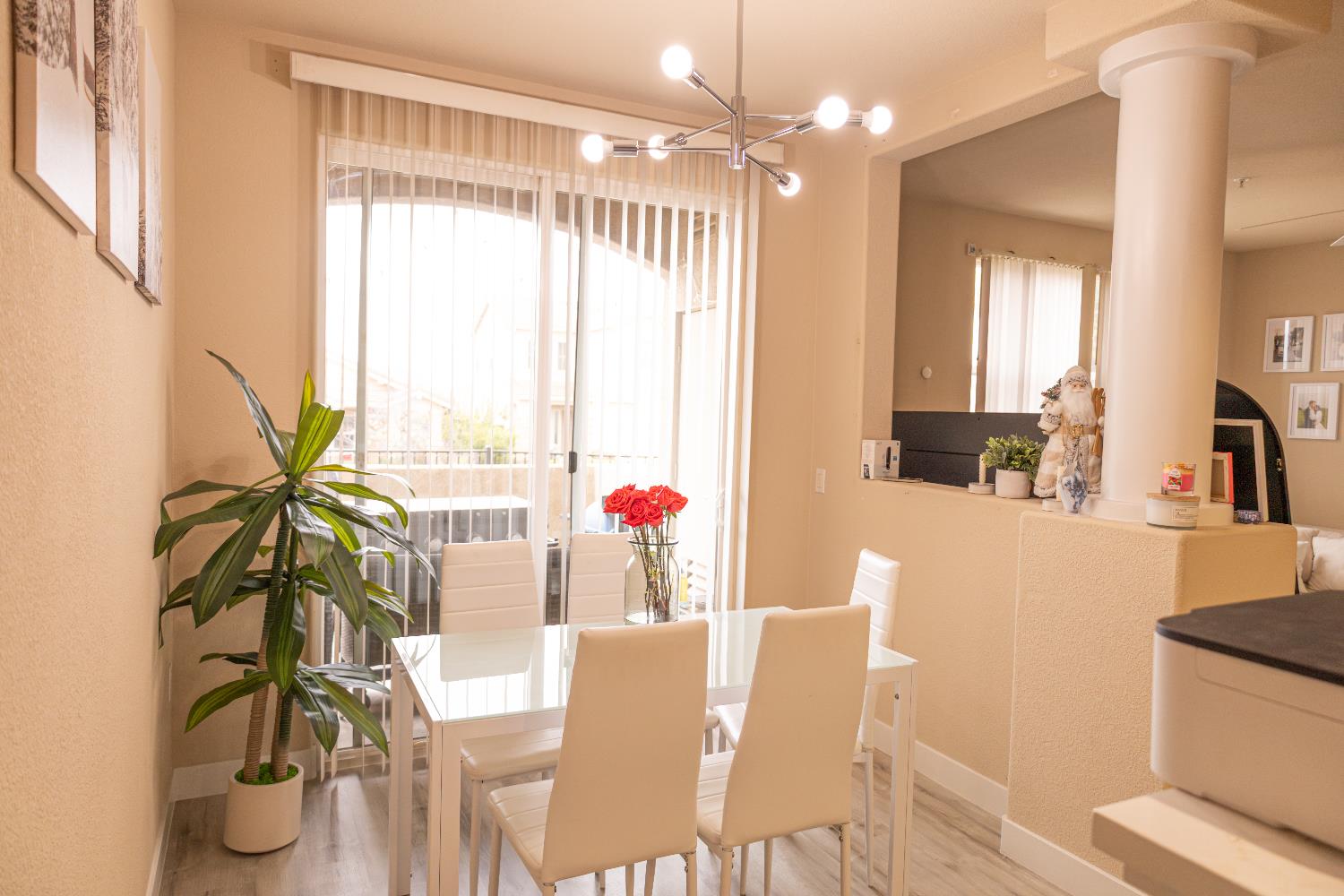 1400 Moon Circle 1415