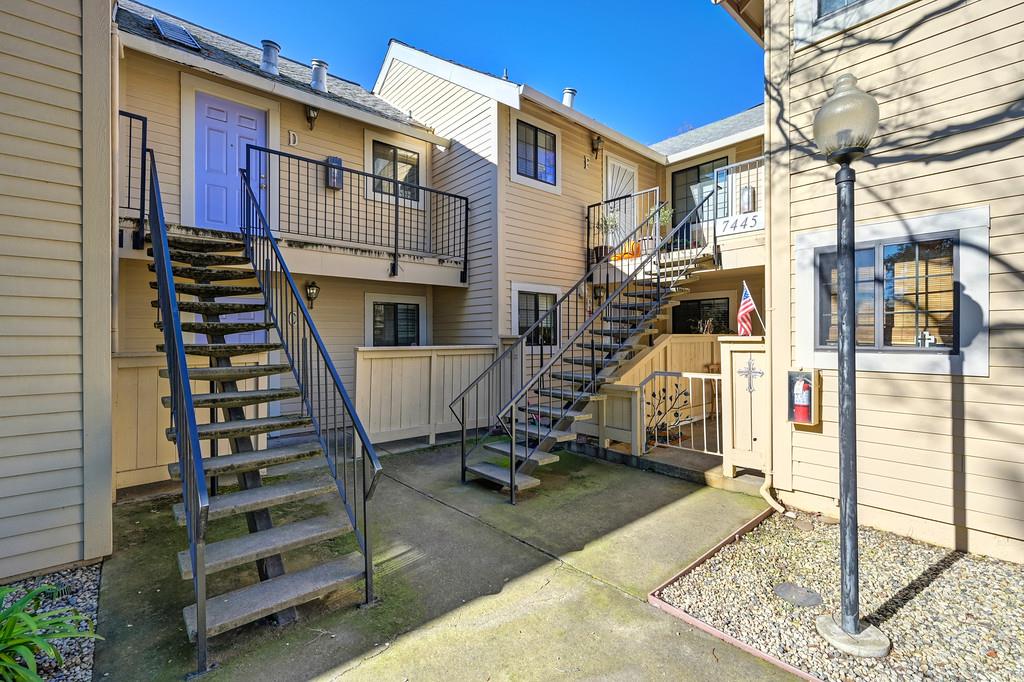 7445 Auburn Oaks Court H