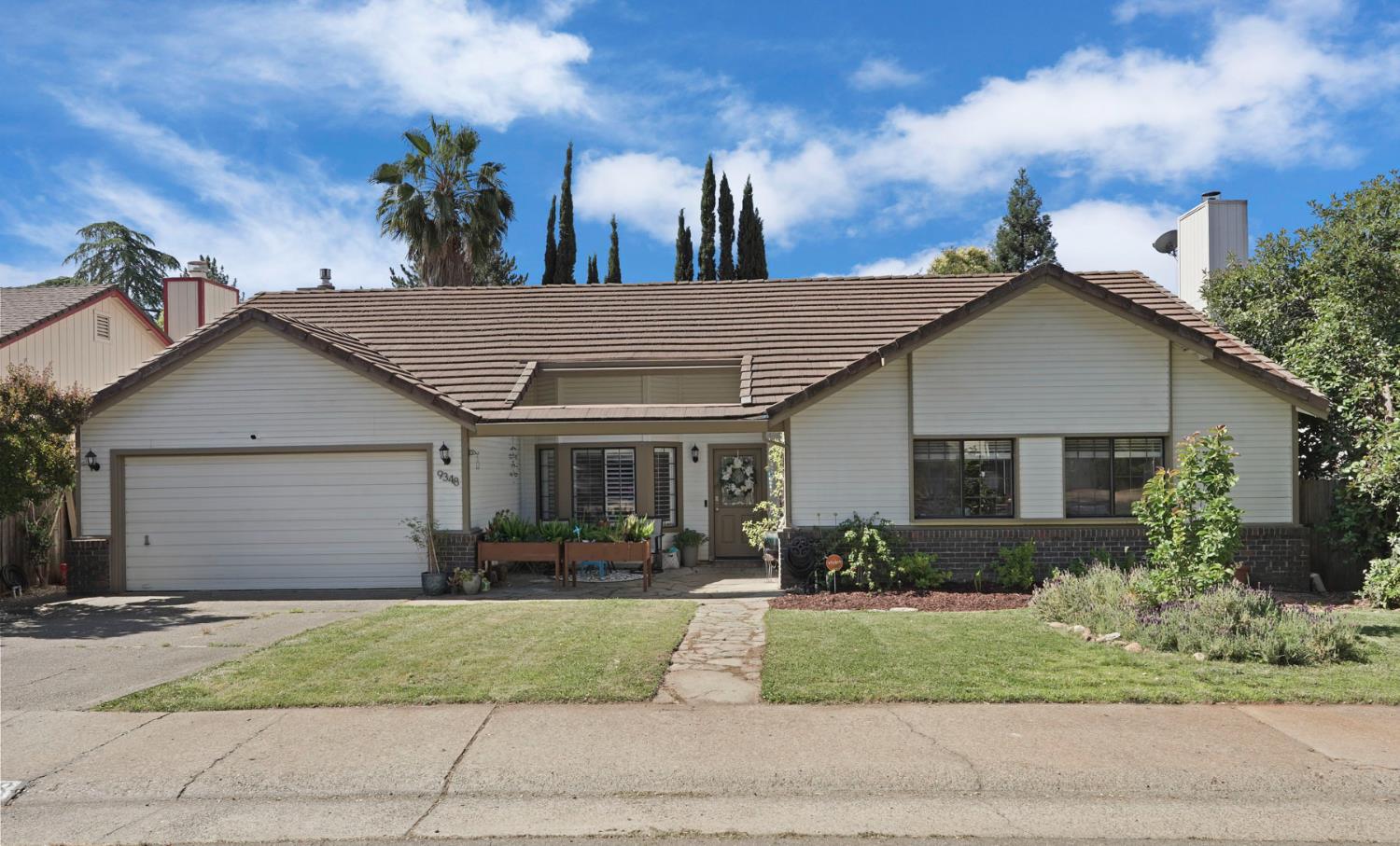 9348 Rolling Glen Court