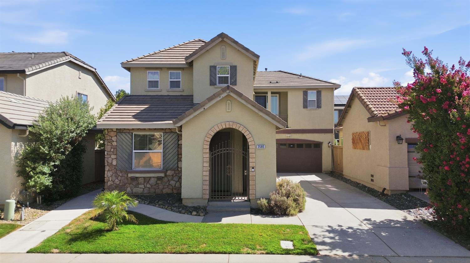 3585 Rainsong Circle