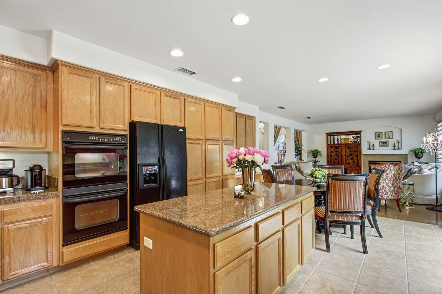1804 Heather Garden Lane