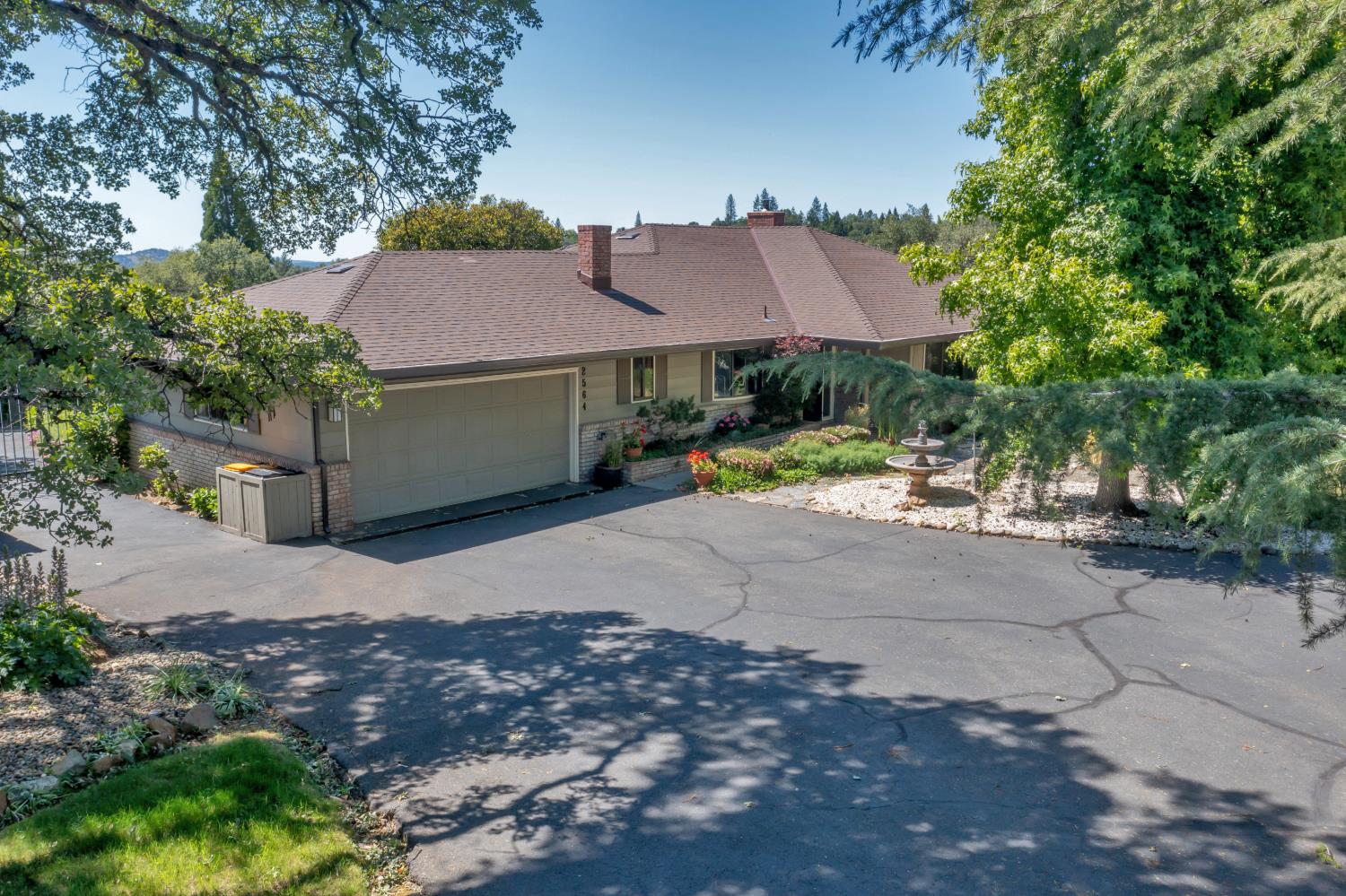 2564 BAKER Road
