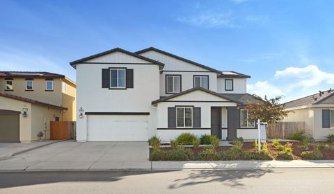 2004 Ravine Lane Manteca CA 95337