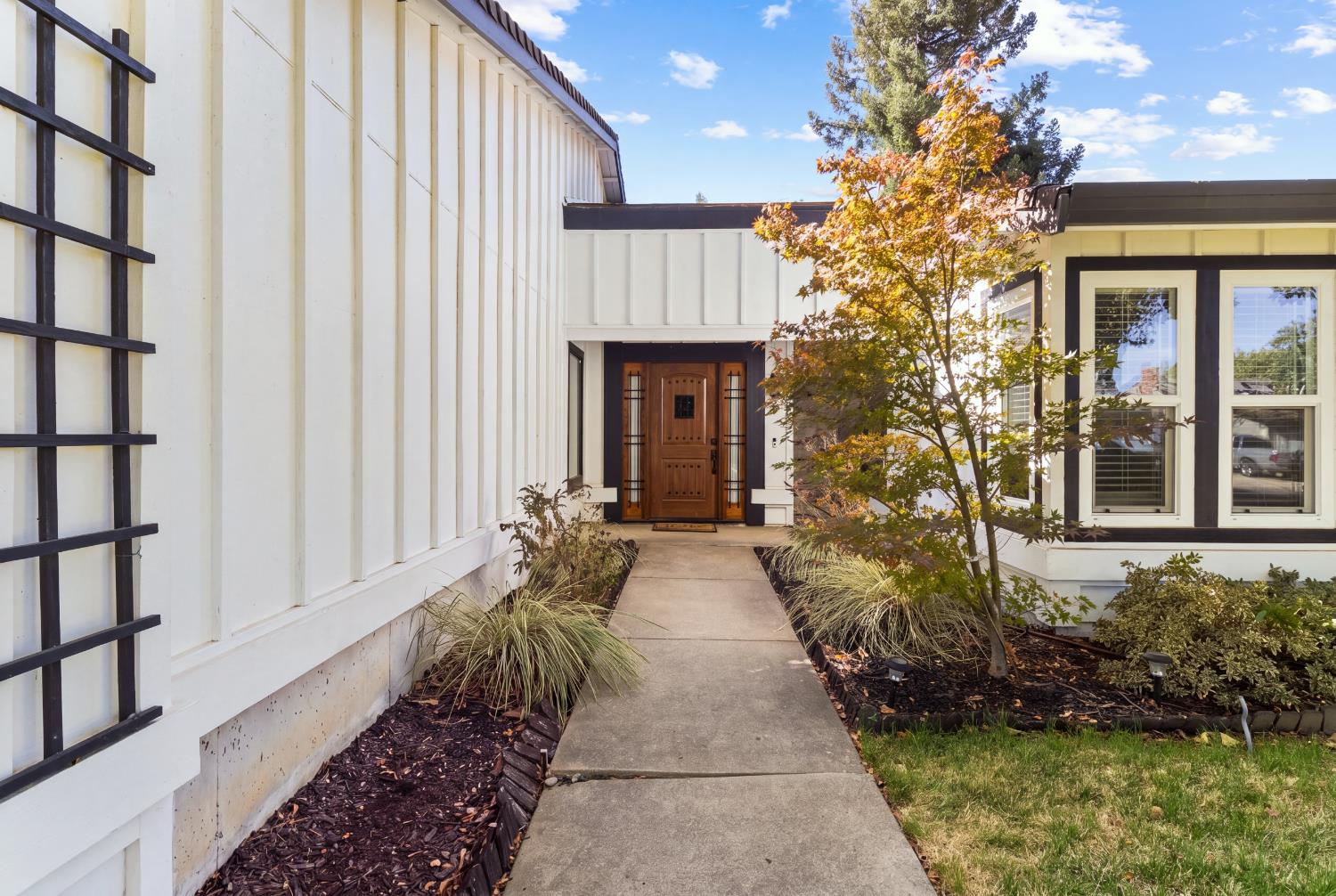 2090 Pebblewood Drive