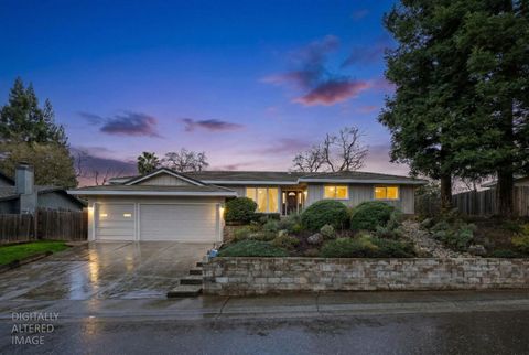 8524 Annette Engel Way Fair Oaks CA 95628