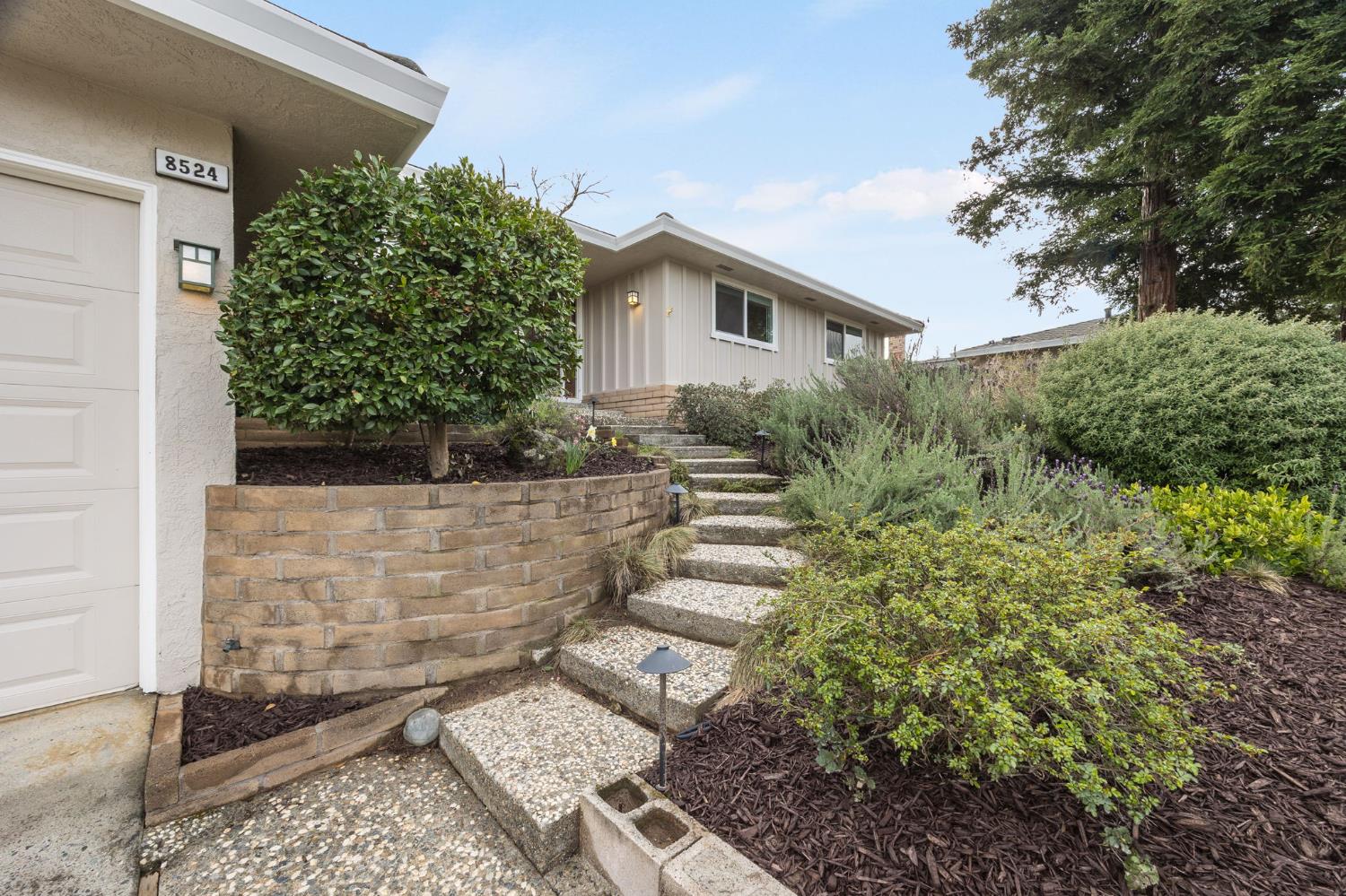 8524 Annette Engel Way