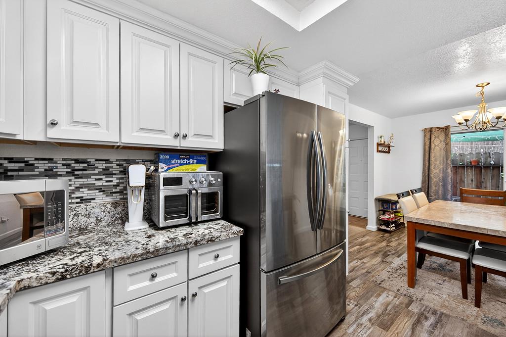 5828 Peppermill Court 2