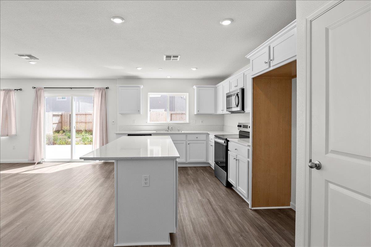 18462 Waterfront Way