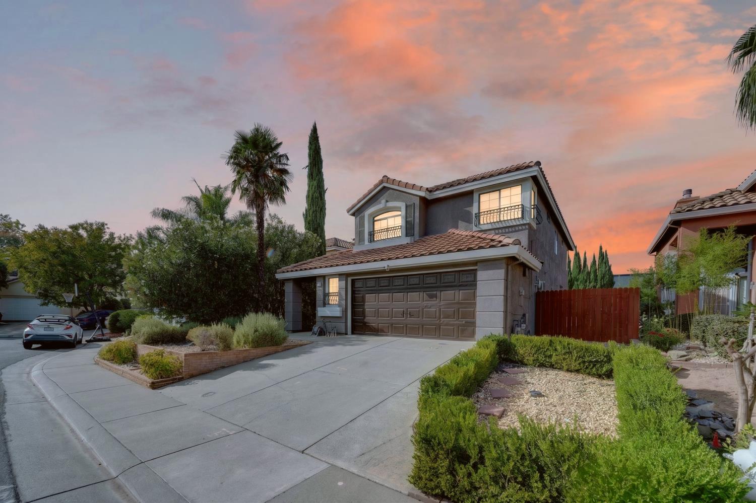 5009 Felicia Way