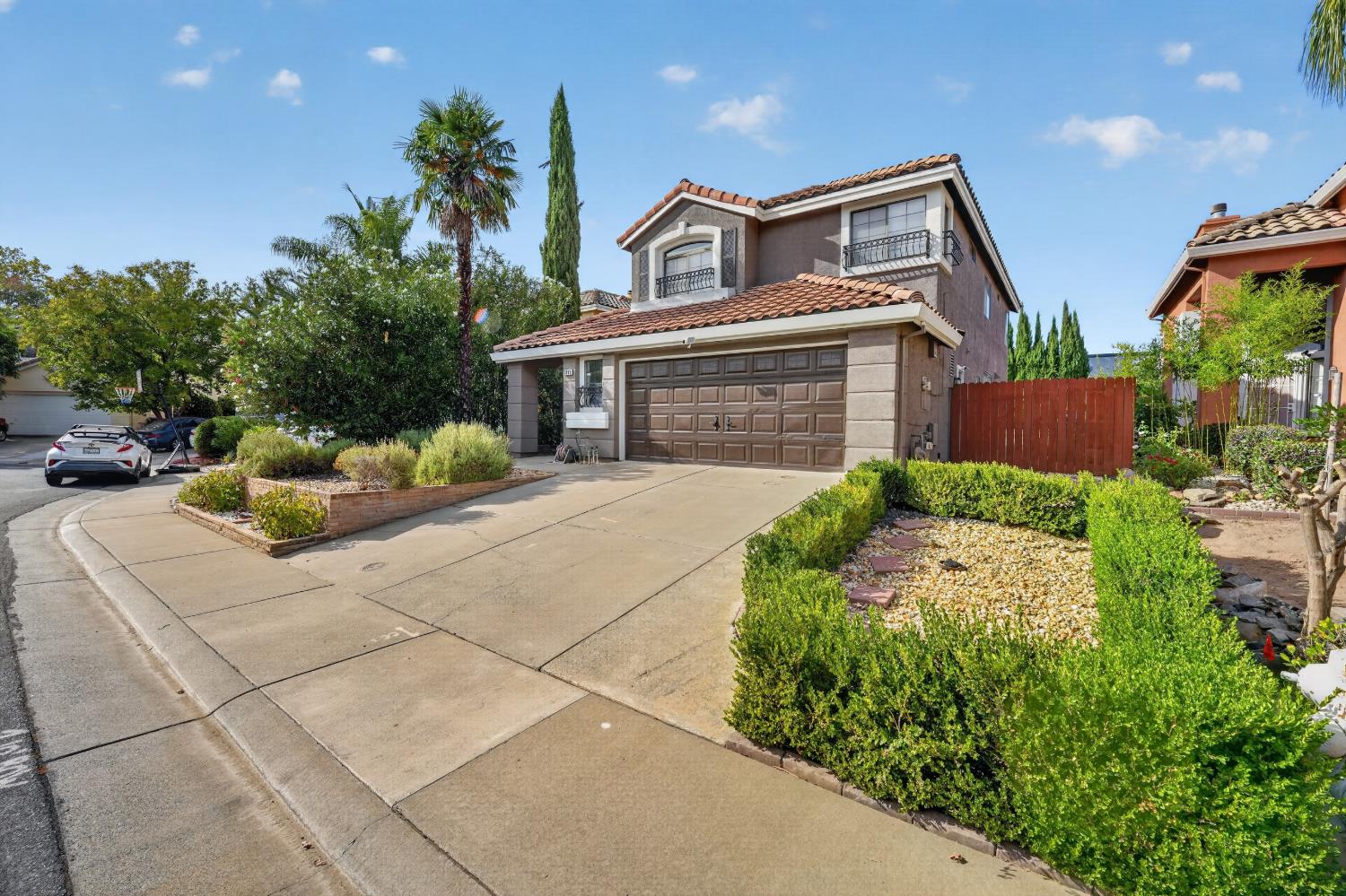 5009 Felicia Way