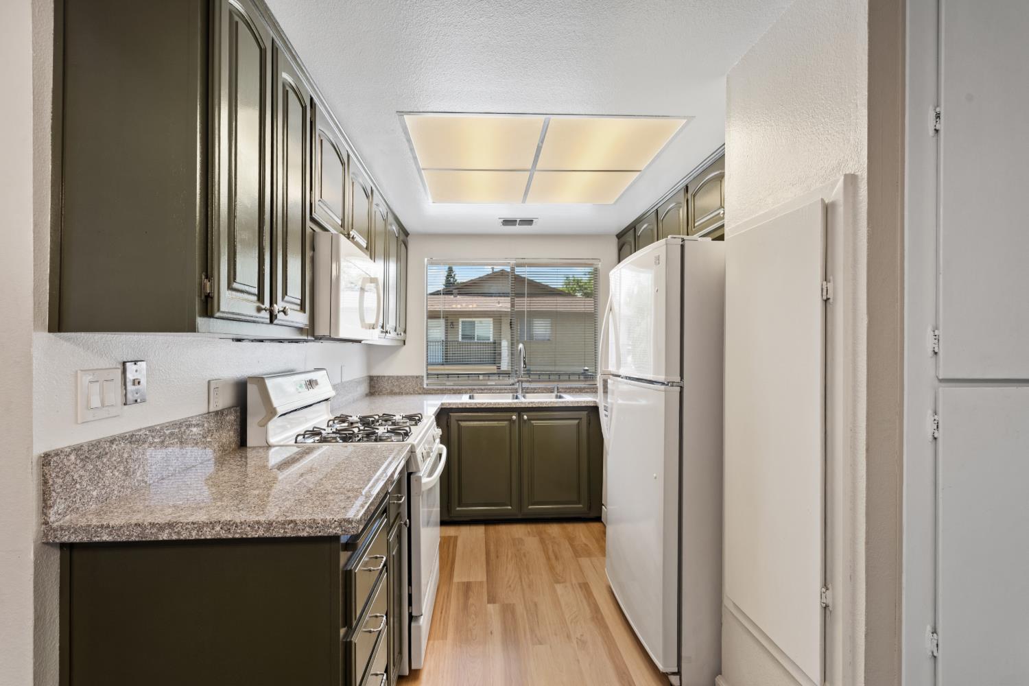 3643 Galena Drive 4