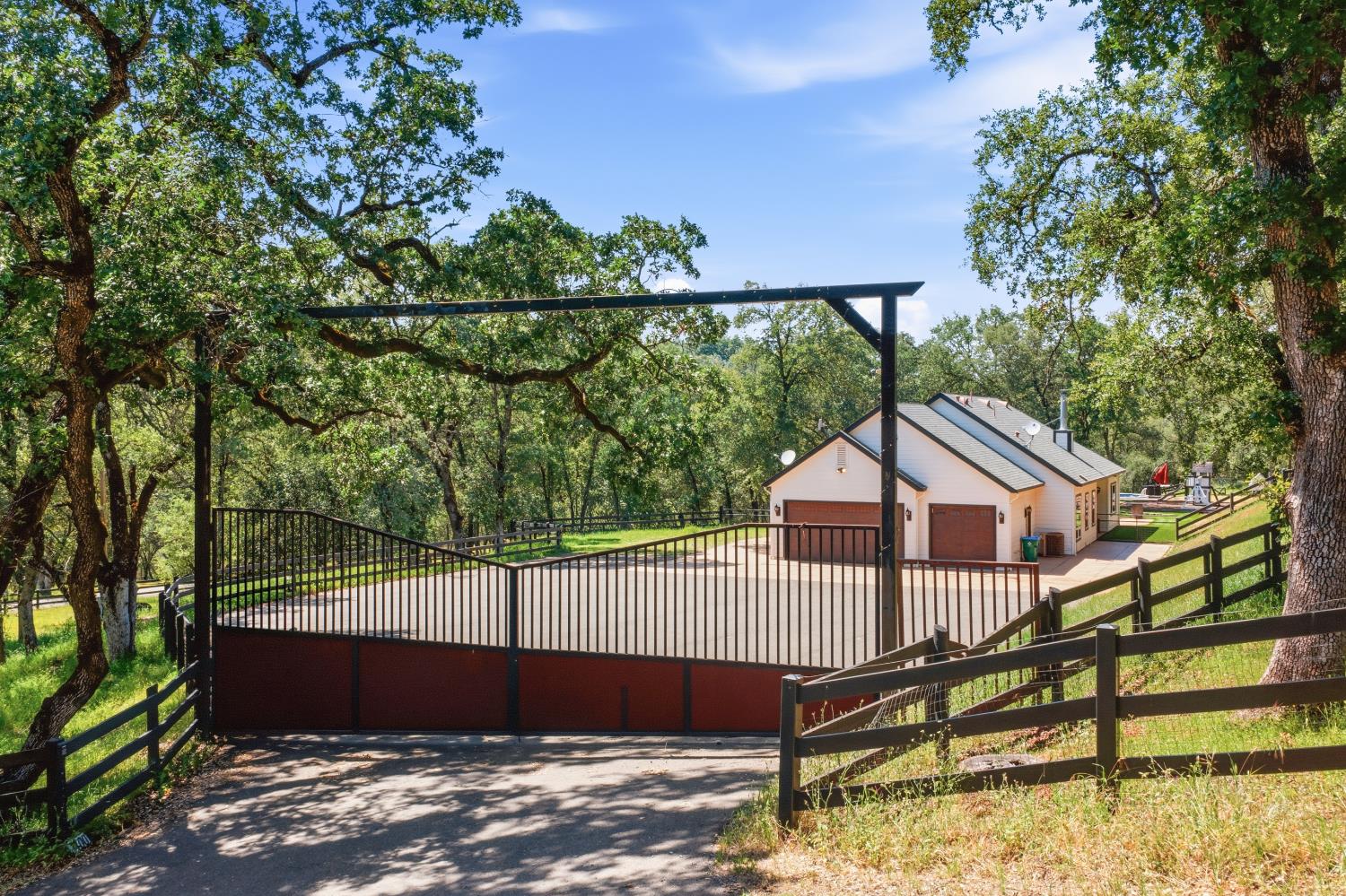 1400 Crooked Mile Court