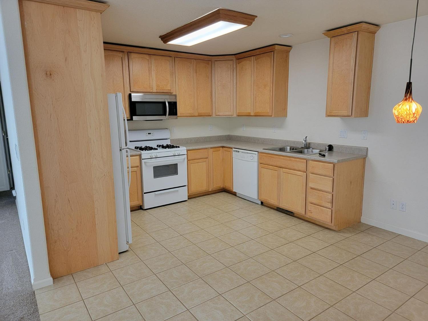 26822 Silver Drive