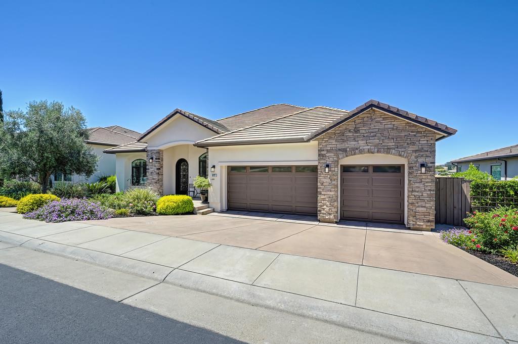 677 Sundahl Drive
