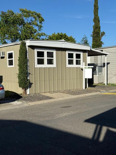 MLS: 225043093