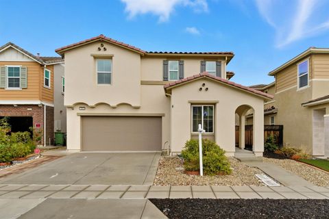 203 W Bonner Drive Mountain House CA 95391