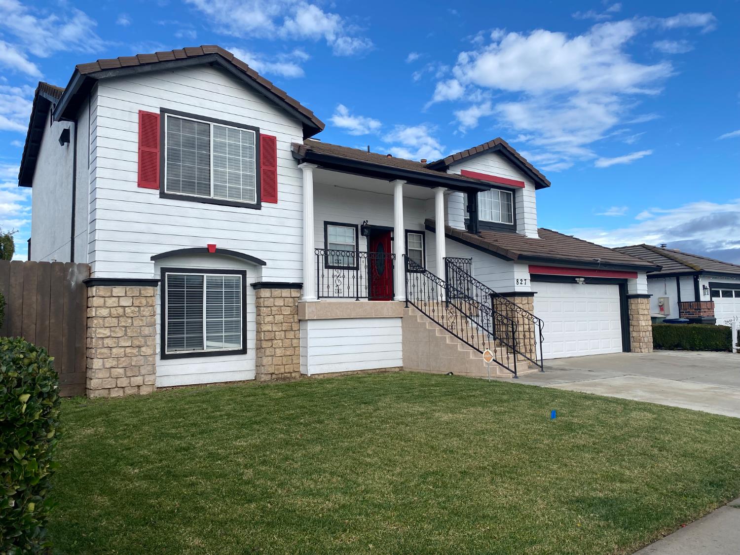 827 Saint Andrew Street