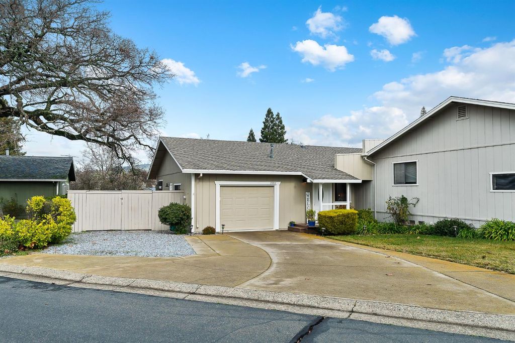 Photo of 2797 Oak Creek Court, Cameron Park, CA 95682 (MLS # 226006208)