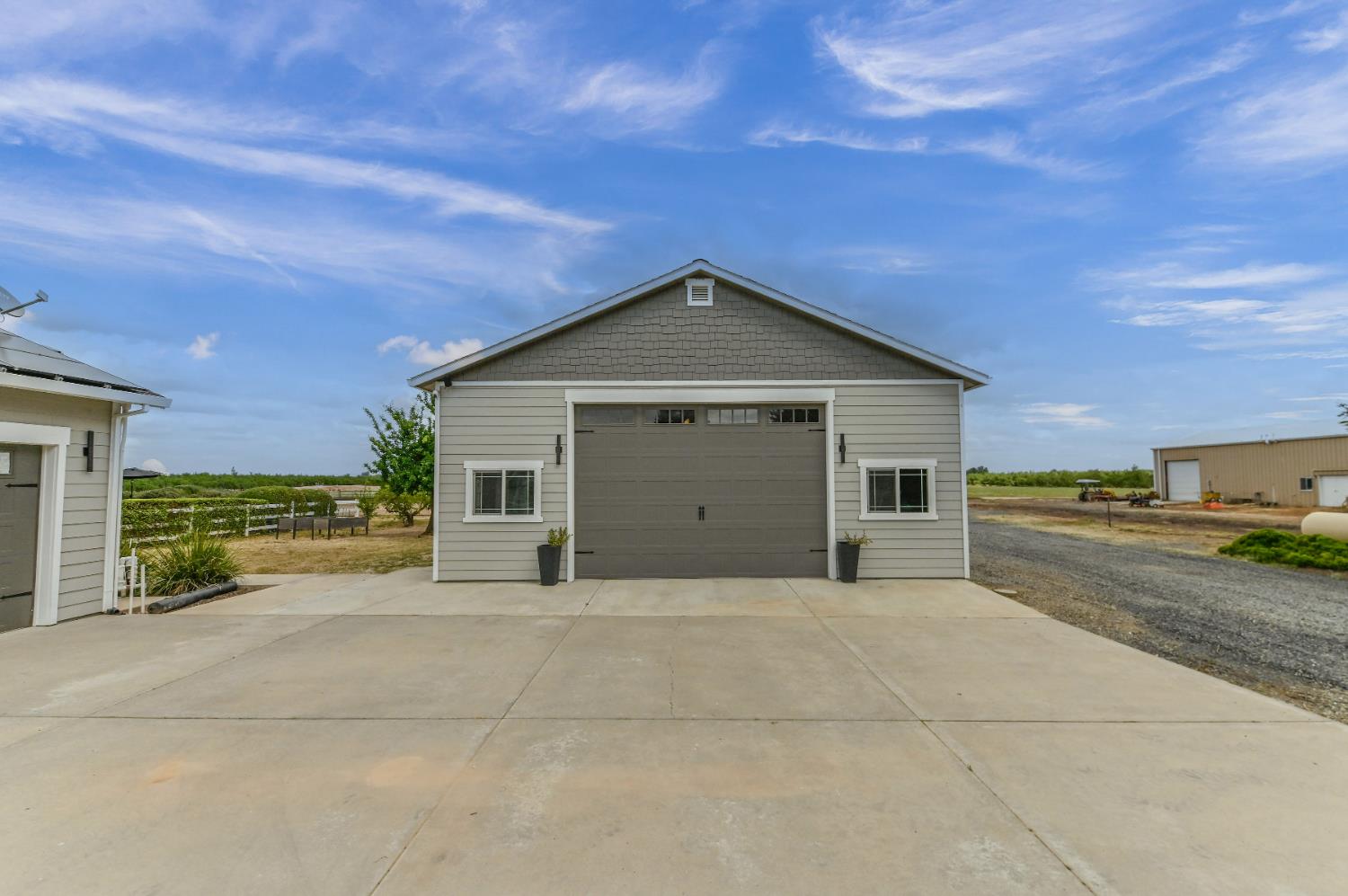 11038 Victory Avenue