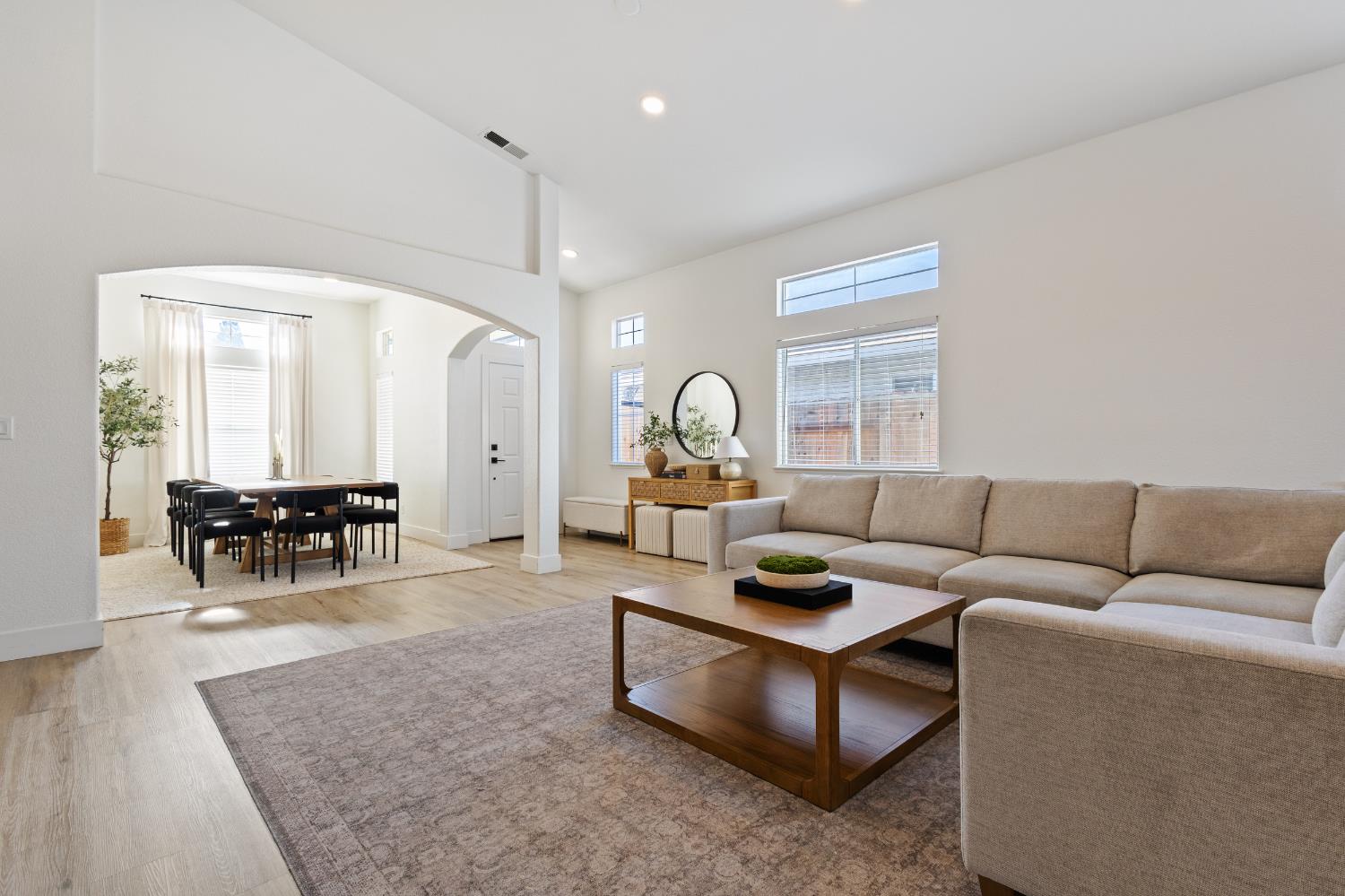 4767 Morgan Oak Court