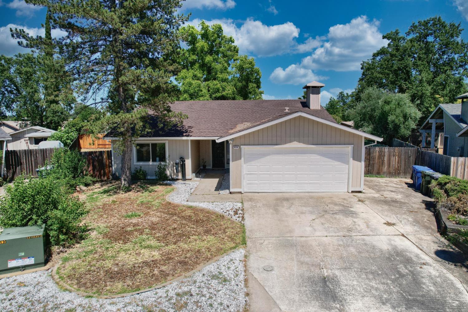 8238 Ferncreek Court