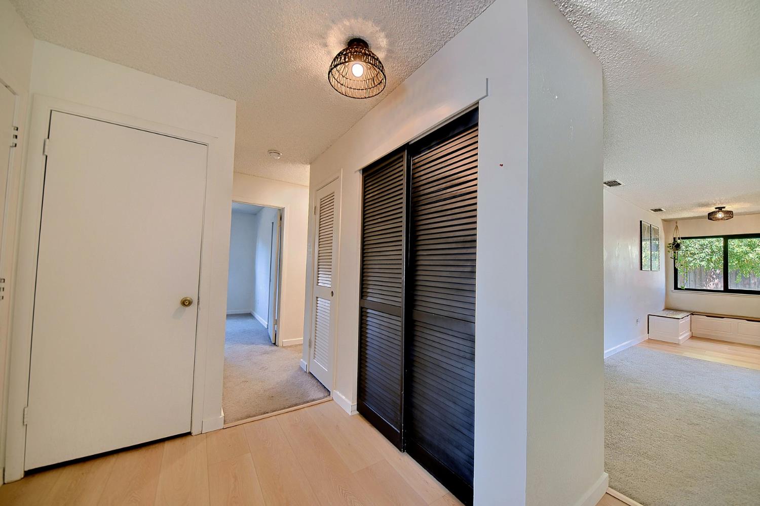 8238 Ferncreek Court