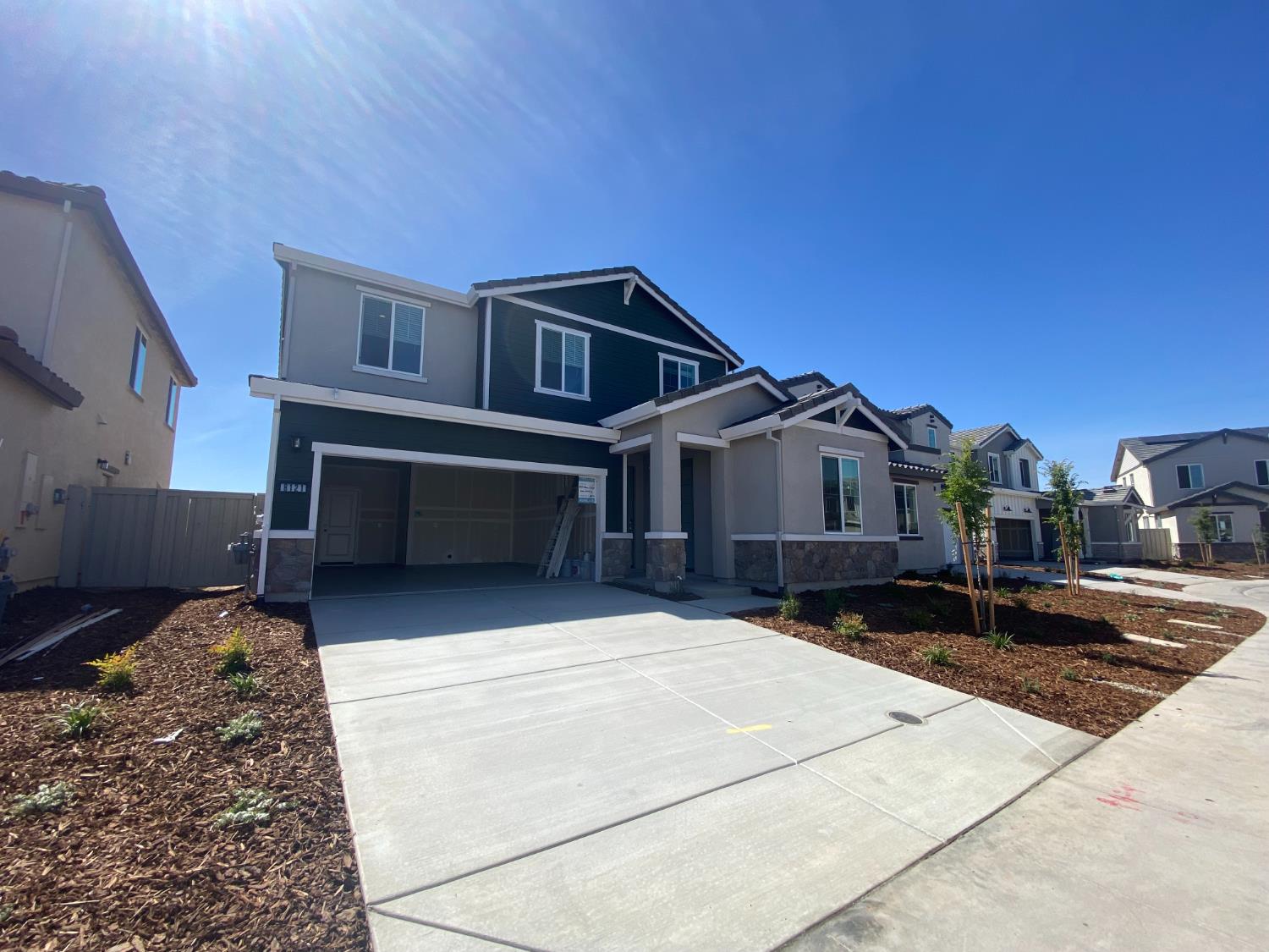 8121 Oxbow Landing Loop