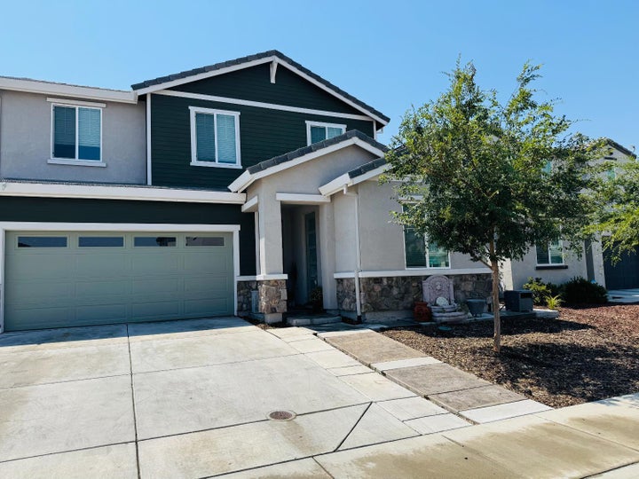 Photo 1 of 24 — 8121 Oxbow Landing Loop, Roseville, CA 95747