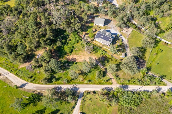 20127 SUNRISE DR, REDDING, CA 96003 - Image 4e9ed5fd6bd5669c3c5411a01a35fadc/3639081153