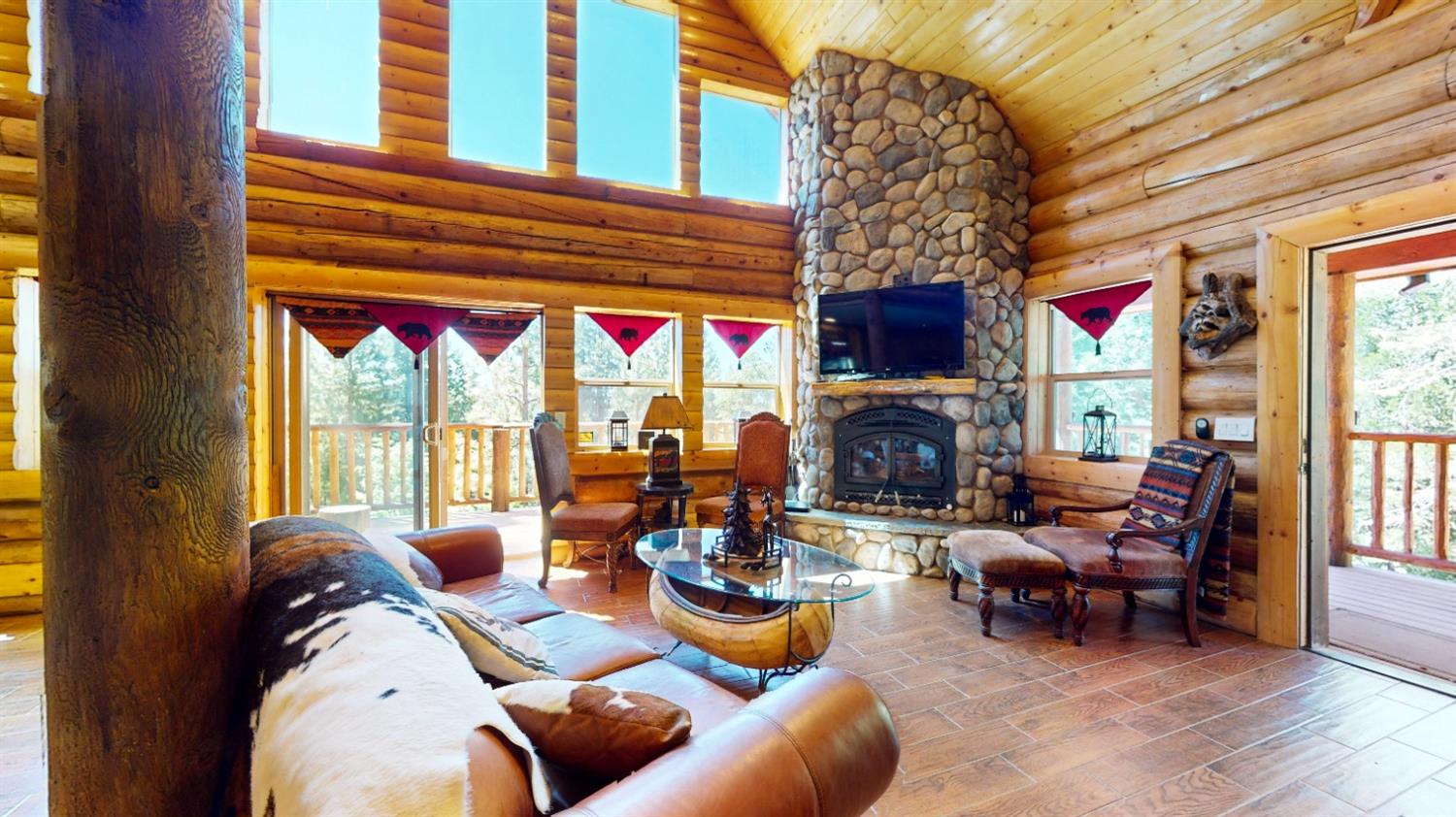 10671 Lowell Hill Road
