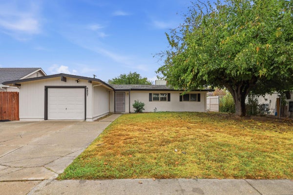 6457 CHANNING DR, NORTH HIGHLANDS, CA 95660 - Image 4ecf72bf7bf6a4f66ce2cf24dee6048d/3816552500