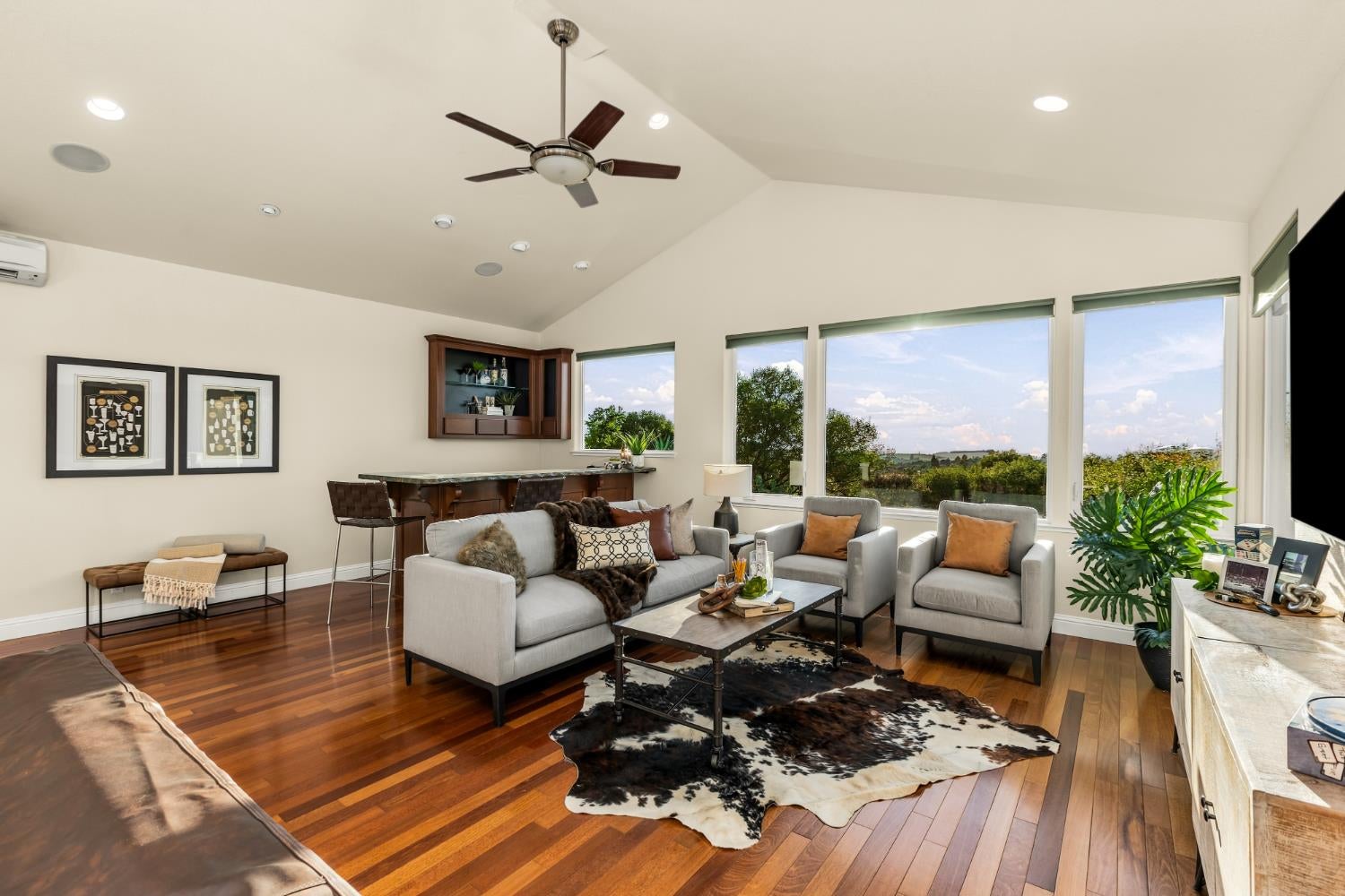 10228 Blue Light Lane