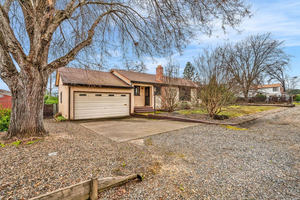 Photo of 8758 Corinne Drive, Orangevale, CA 95662 (MLS # 226004863)