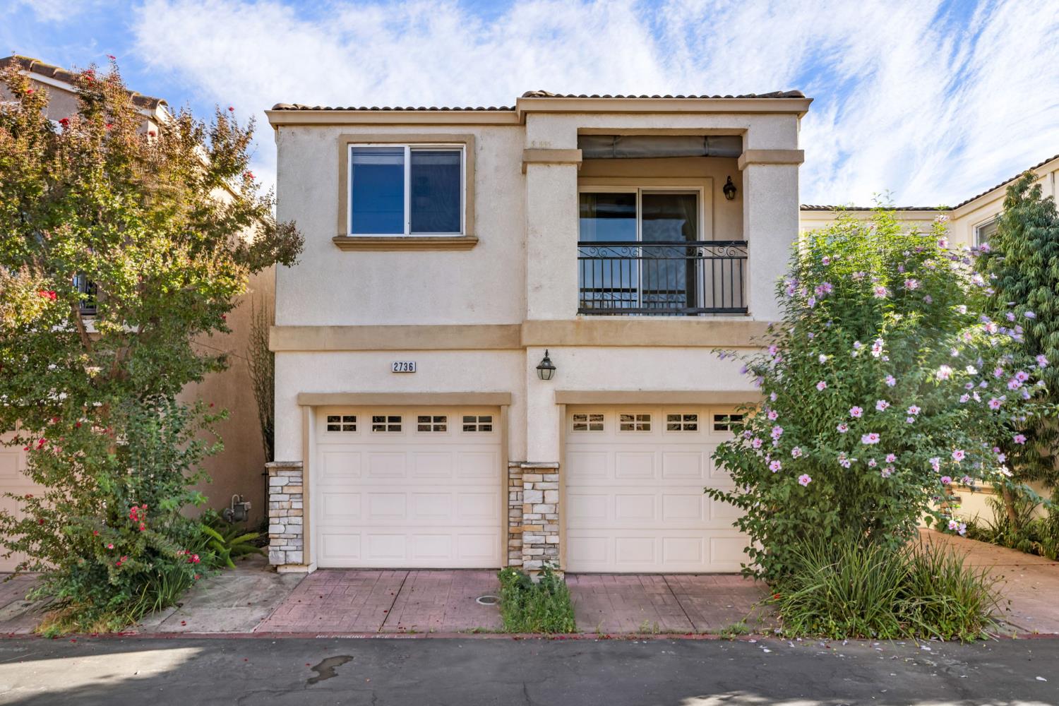 2736 Via Villaggio