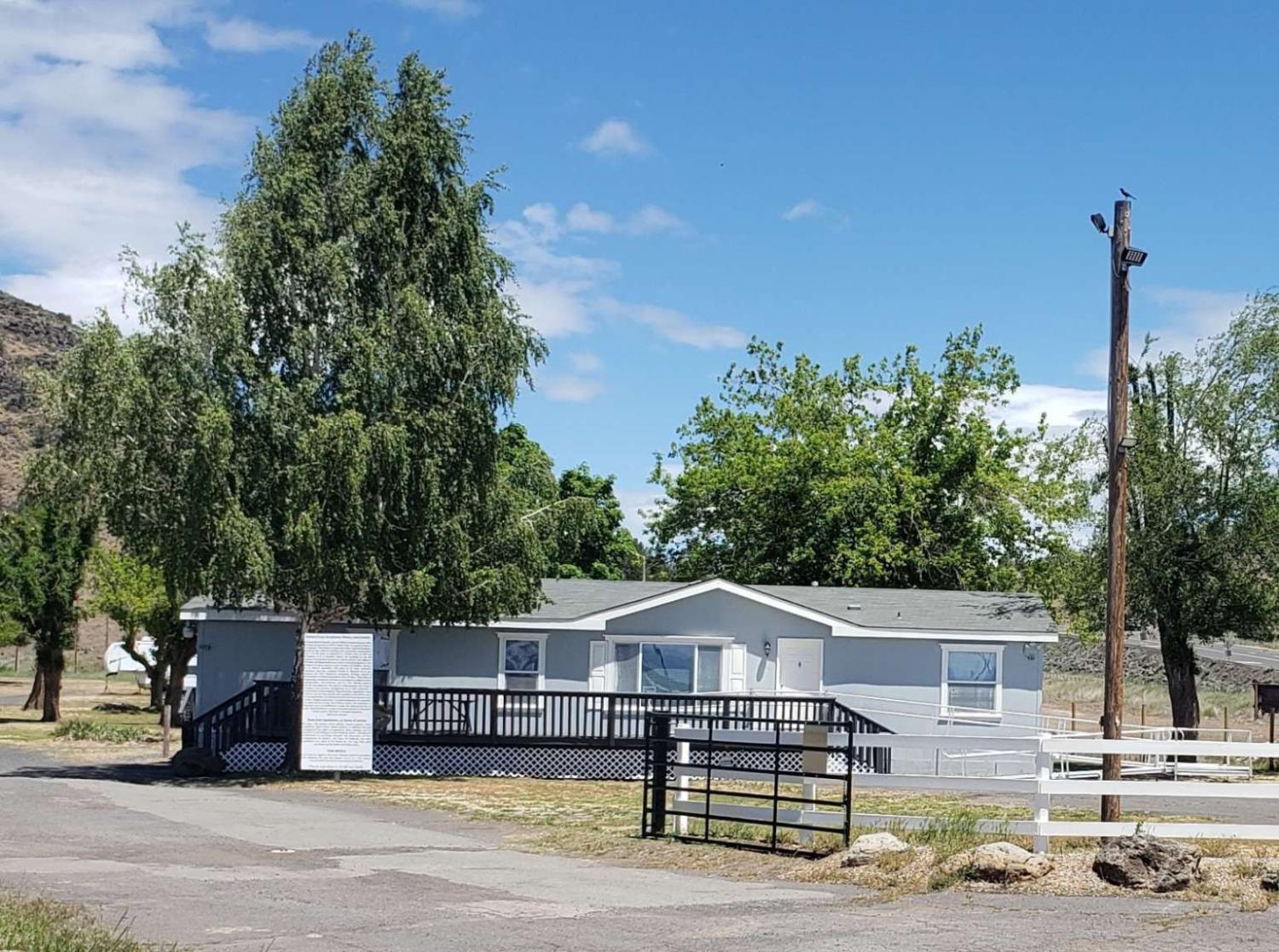 421 E First Street
