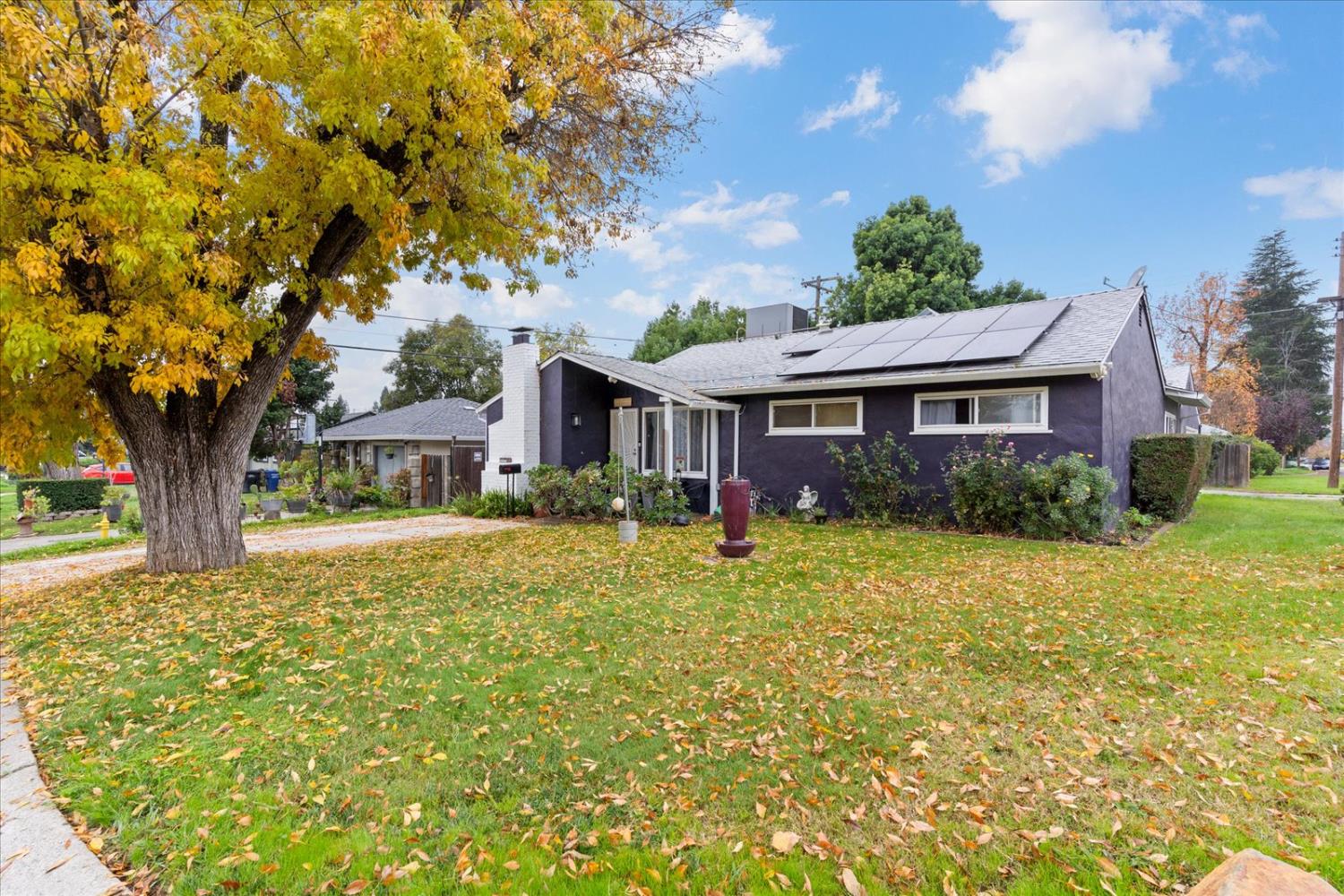 2141 Winafred Street