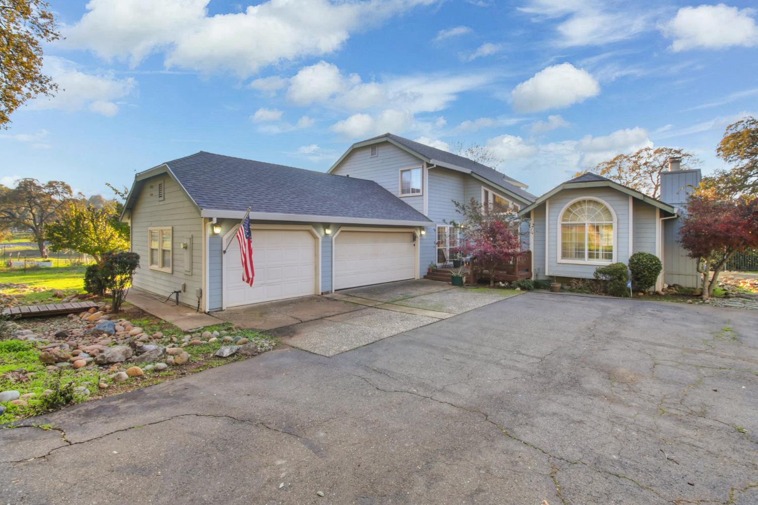 5021 Barnett Loop Road