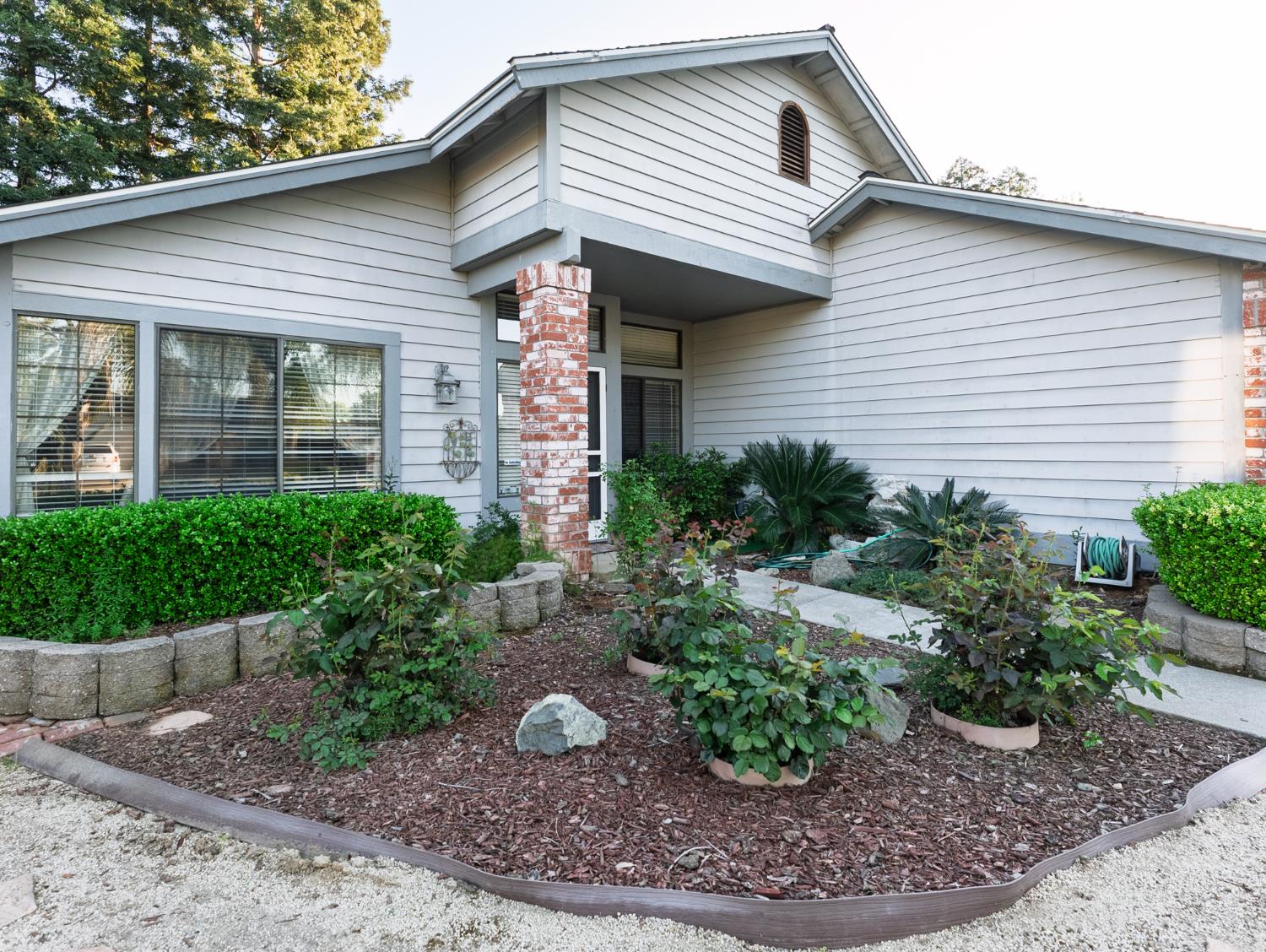 8949 Laguna Place Way