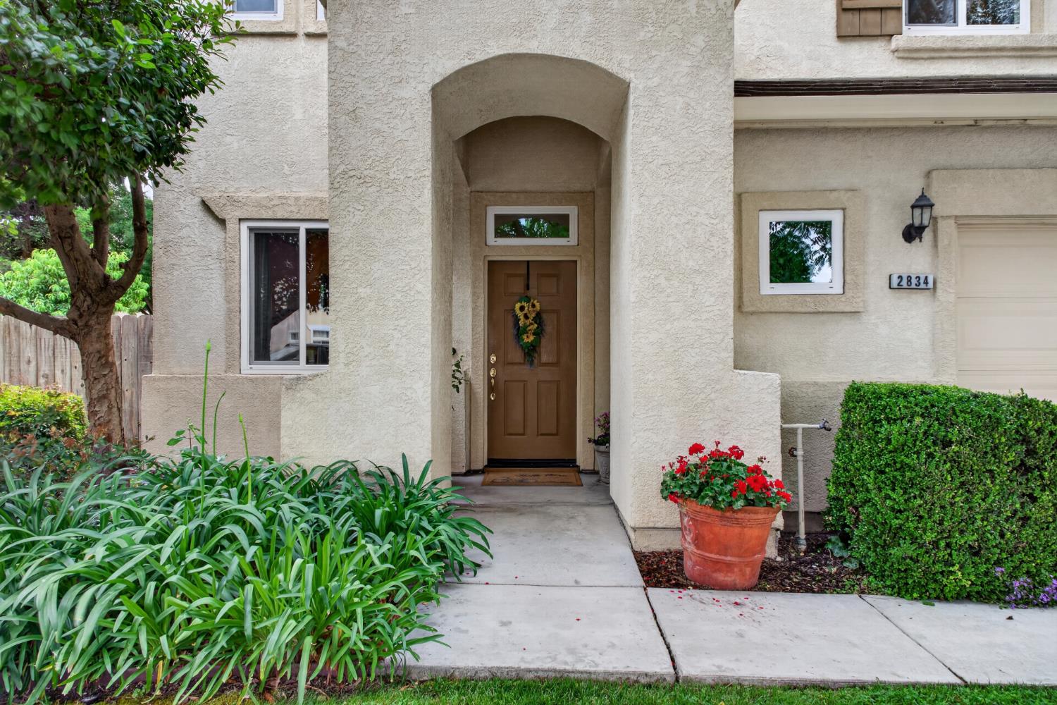 2834 Hawkins Court