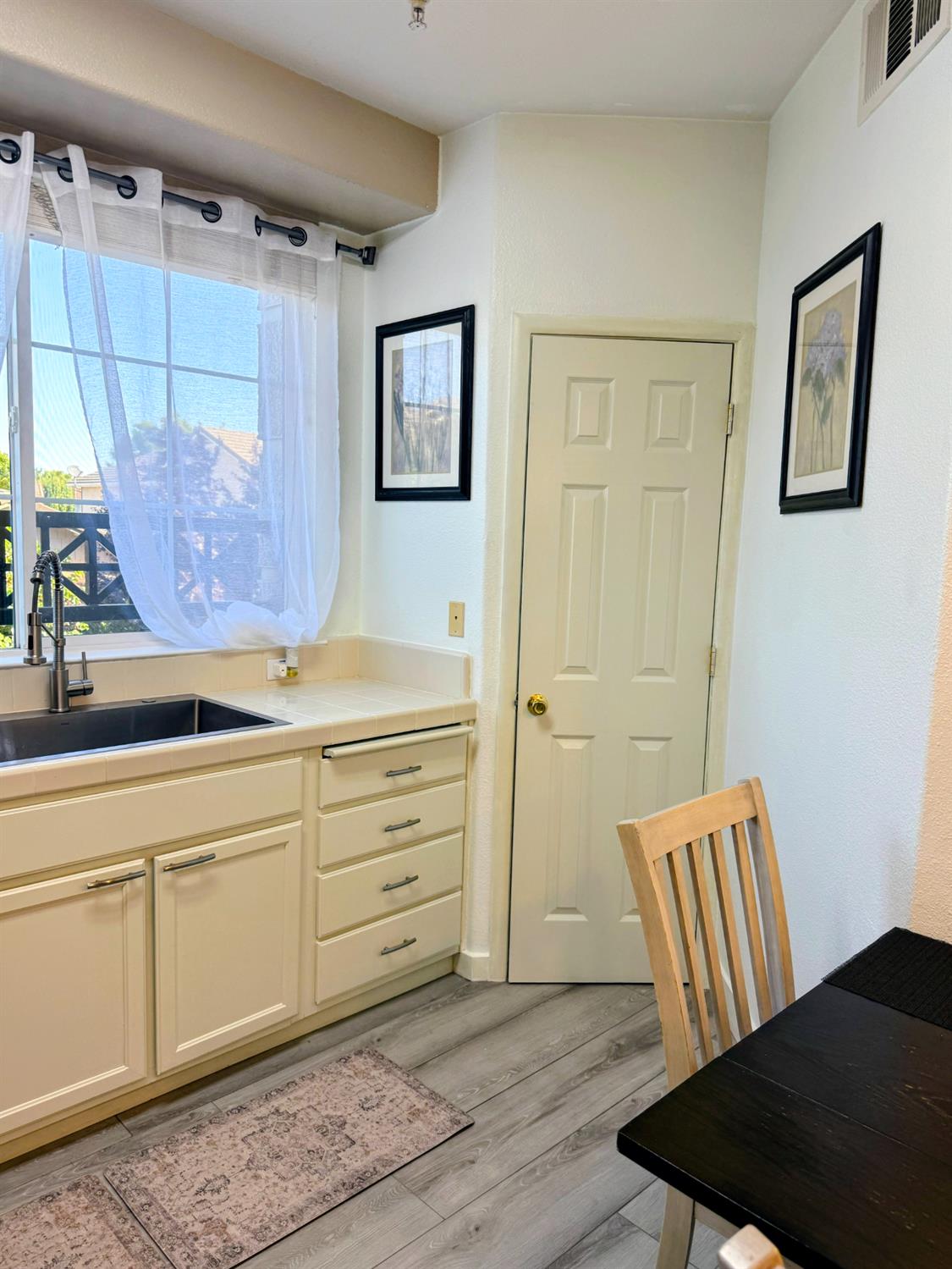 2001 Club Center Drive 1140