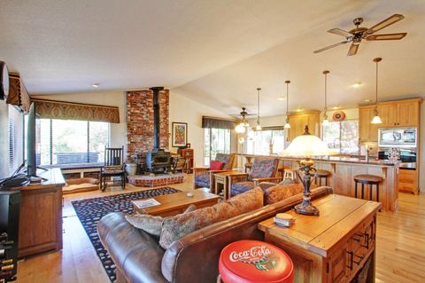 22969 Sunset Ridge Drive Auburn CA 95602