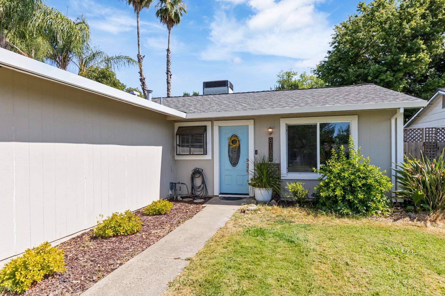 8188 Lin Oak Way
