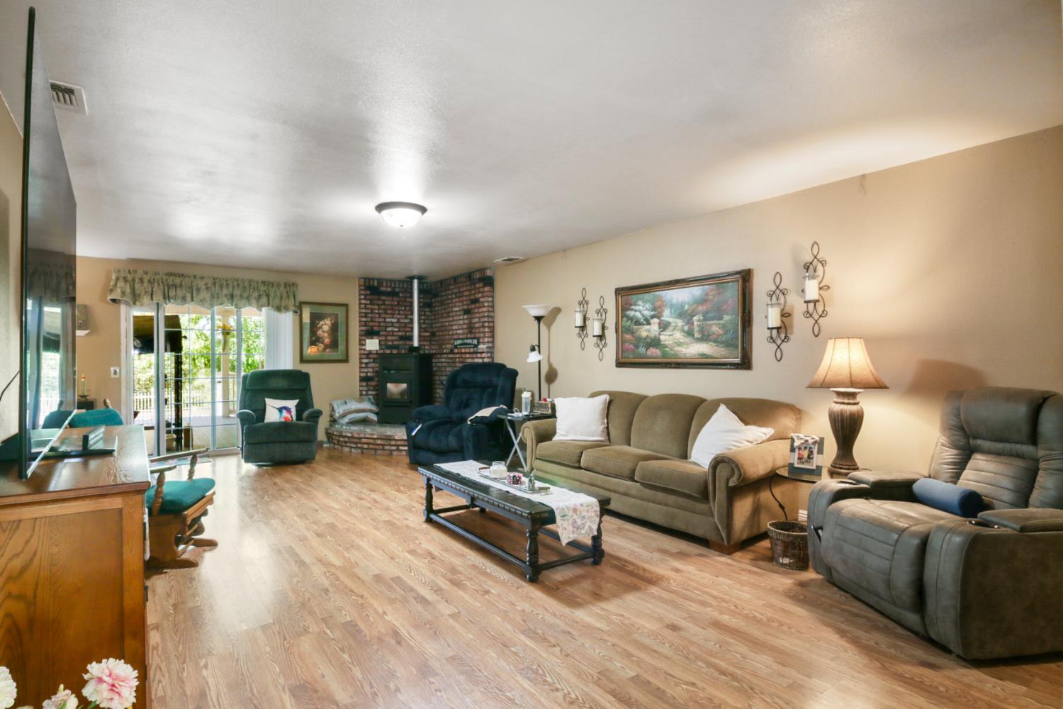 5260 Rocky Ridge Road