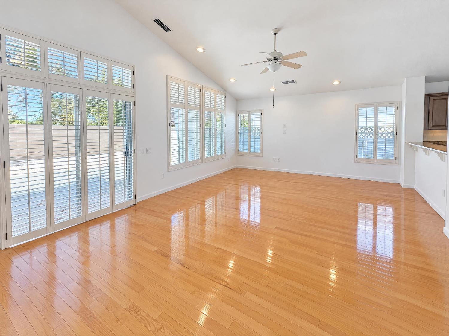 5233 Dreamgarden Loop