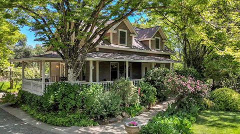 14511 Clear Creek Place Grass Valley CA 95949