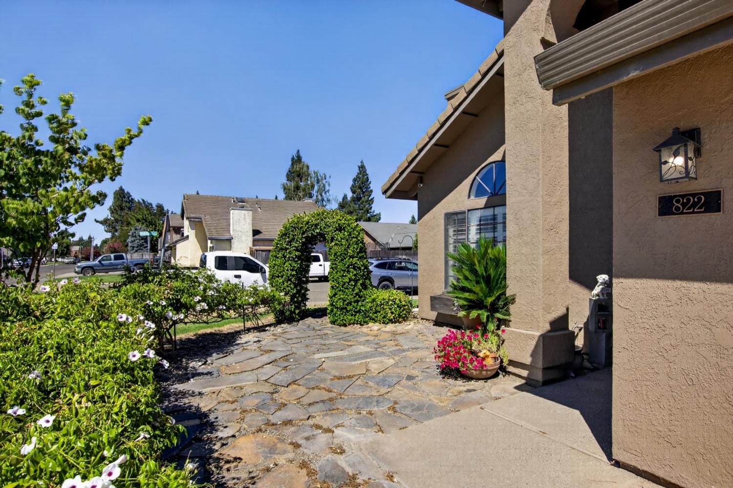 822 River Avenue