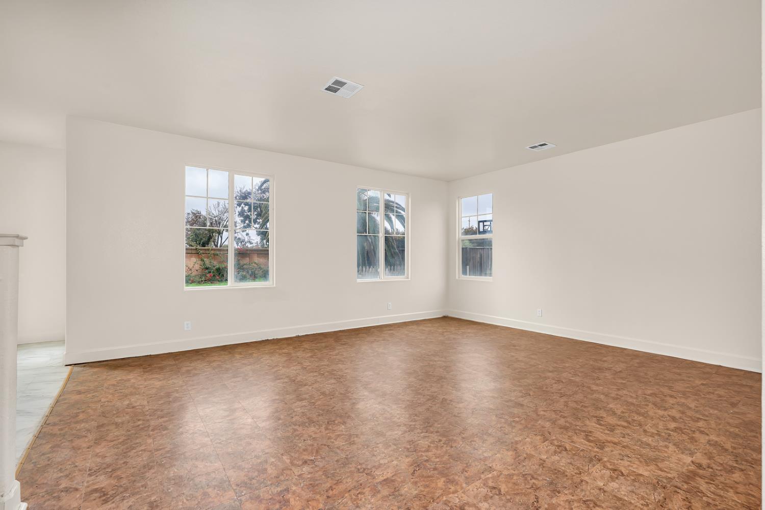 Los Banos, California 93635, United States, 4 Bedrooms Bedrooms, ,3 BathroomsBathrooms,Residential,Active,245790